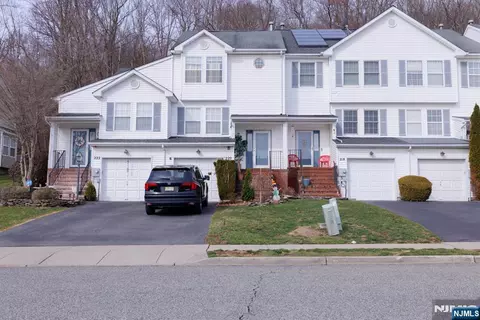 220 Canal Way, Hackettstown, NJ 07840