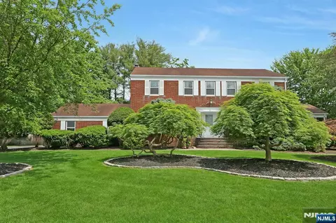 63 Van Orden Rd, Harrington Park, NJ 07640