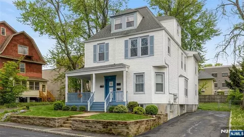 15 Lakeview Pl, Verona, NJ 07044