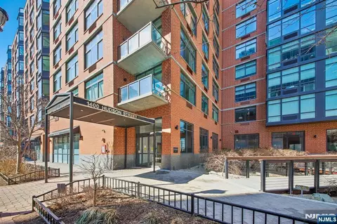 1400 Hudson St #805, Hoboken, NJ 07030