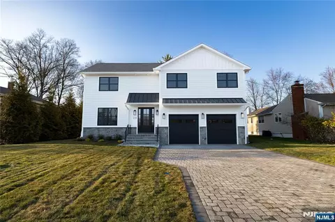274 Cornwall Rd, Glen Rock, NJ 07452