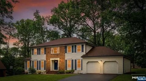 36 Scarsdale Dr, Livingston, NJ 07039