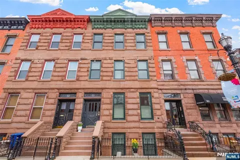 903 Washington St, Hoboken, NJ 07030