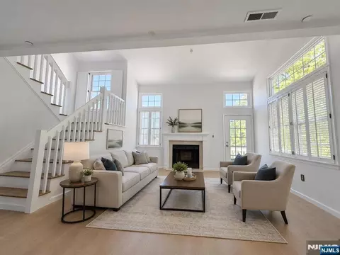 19 Quail Ct #40, Englewood, NJ 07631
