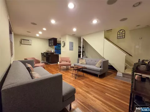 1267 Anderson Ave # 1, Fort Lee, NJ 07024