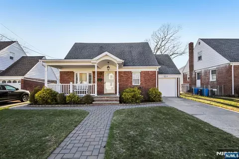 00-40 Elden Pl, Fair Lawn, NJ 07410