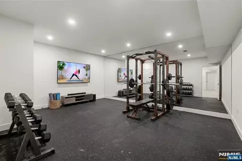 Other - 320 Spencer Pl, Paramus, NJ 07652 photo 7 of 8