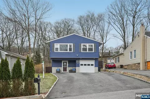 47 Cherokee Ave, Rockaway, NJ 07866