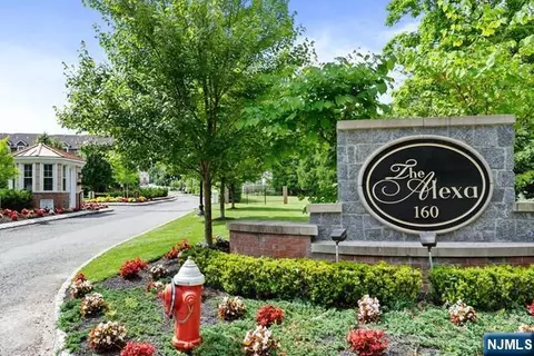 105 Brandon Ct, Montvale, NJ 07645