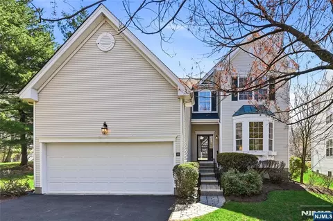90 Glen Rock Rd #116, Cedar Grove, NJ 07009