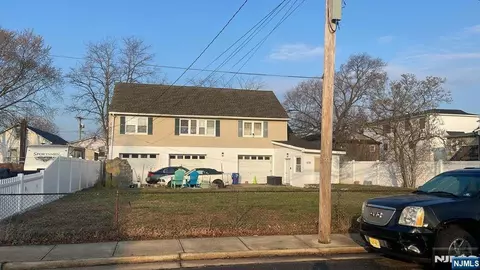 131 Raritan Ave, Keansburg, NJ 07734