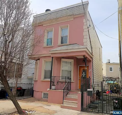 155 Brill St, Newark, NJ 07105