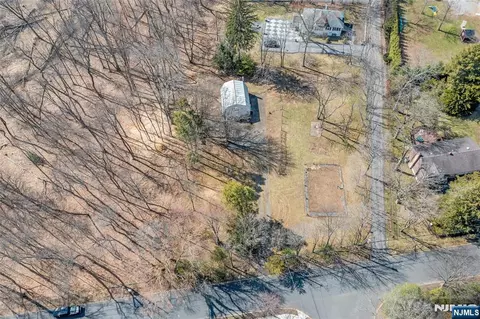 510 W Saddle River Rd, Ridgewood, NJ 07450