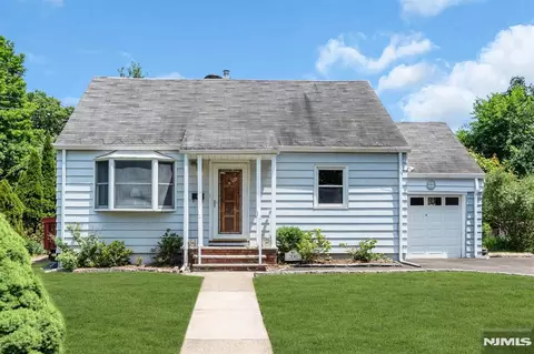 306 Highland St, Cresskill, NJ 07626