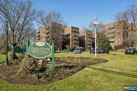 2329 Hudson Ter #E9, Fort Lee, NJ 07024
