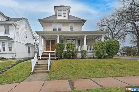 41 Demott Ave, Clifton, NJ 07011