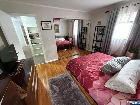 Bedroom - 21 Millar Ct # A, Paramus, NJ 07652 photo 4 of 5