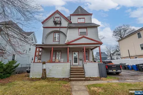 31 Chestnut St, East Orange, NJ 07018