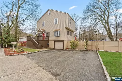 111 Doty Rd, Oakland, NJ 07436