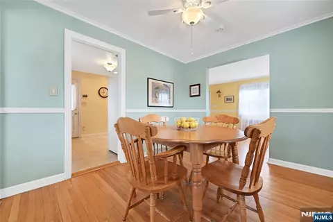 Dining - 133 Willow Ave, Hackensack, NJ 07601 photo 2 of 4