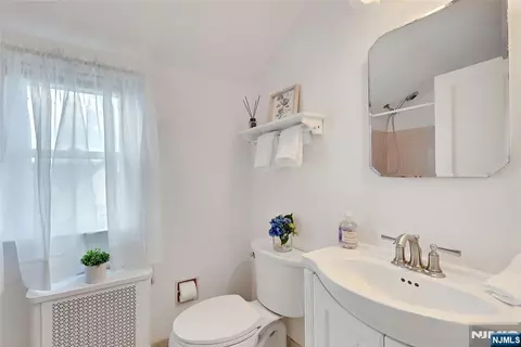 Bath - 133 Willow Ave, Hackensack, NJ 07601 photo 1 of 2
