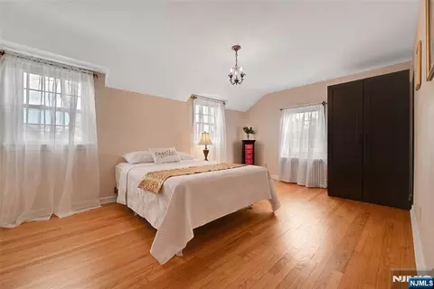 Bedroom - 133 Willow Ave, Hackensack, NJ 07601 photo 2 of 7