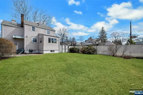 Exterior - 133 Willow Ave, Hackensack, NJ 07601 photo 5 of 6