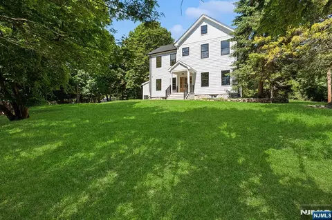 175 Crescent Ave, Allendale, NJ 07401