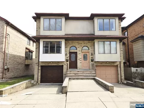 2478 6th St # B, Fort Lee, NJ 07024