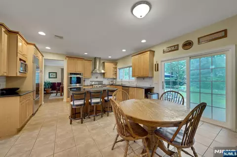 Other - 5 Pelican Ct, Paramus, NJ 07652 photo 1 of 5