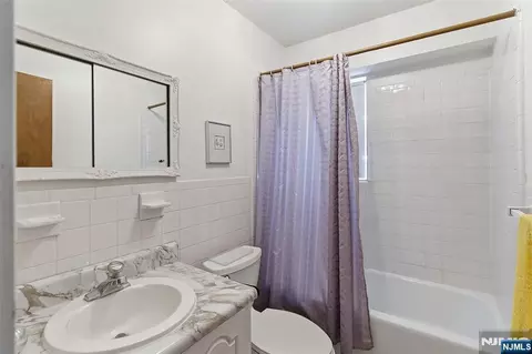 Bath - 125 Prospect Ave #5B, Hackensack, NJ 07601 photo 1 of 2
