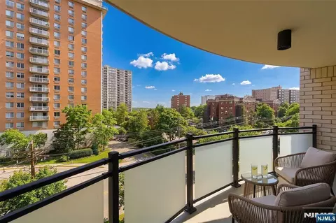 Exterior - 125 Prospect Ave #5B, Hackensack, NJ 07601 photo 1 of 3