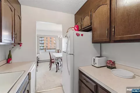 Kitchen - 125 Prospect Ave #5B, Hackensack, NJ 07601 photo 3 of 3