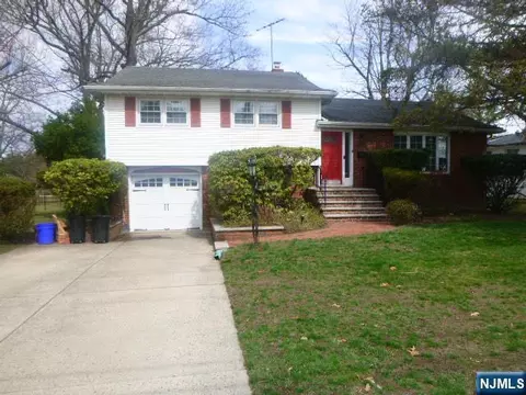 249 Madison Ave, Cresskill, NJ 07626