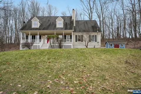 75 Mount Hermon Rd, Blairstown, NJ 07825
