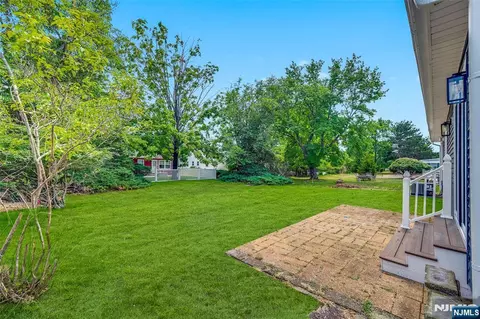 Exterior - 3 Pembroke Ln, Berkeley, NJ 08757 photo 6 of 7