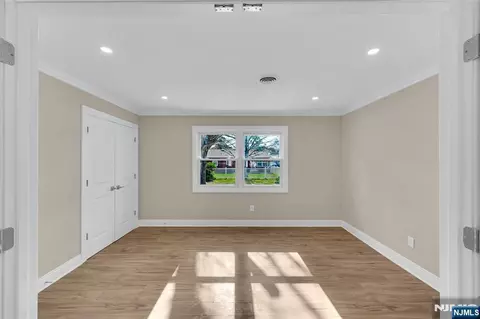 Bedroom - 3 Pembroke Ln, Berkeley, NJ 08757 photo 2 of 4