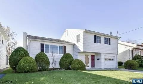 2462 Woodside Rd, Union, NJ 07083