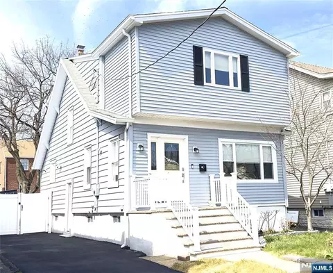 9 Chestnut St, North Arlington, NJ 07031