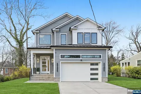 107 Kent Place Blvd, Summit, NJ 07901