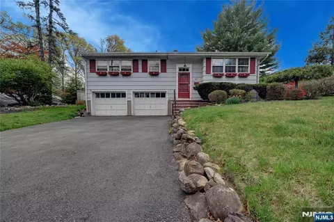 301 Grand Blvd, Emerson, NJ 07630