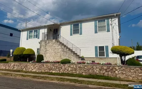 2-02 Fair Lawn Ave, Fair Lawn, NJ 07410