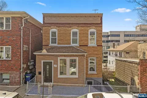 244 Lincoln Ave, Cliffside Park, NJ 07010