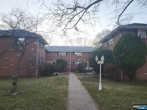 295 Tenafly #D, Tenafly, NJ 07670