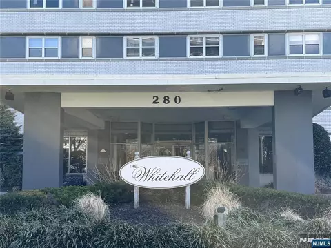 280 S Prospect Ave #3N, Hackensack, NJ 07601