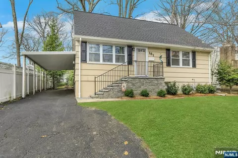 181 Arthur St, Hillsdale, NJ 07642