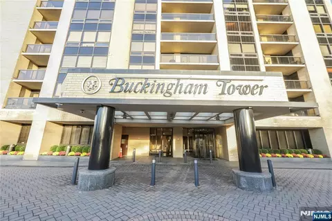 800 Palisade Ave #1903, Fort Lee, NJ 07024