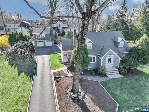33 4th St, Park Ridge, NJ 07656