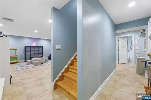 Entry Way - 50 Hemlock Dr, Paramus, NJ 07652 photo 5 of 5