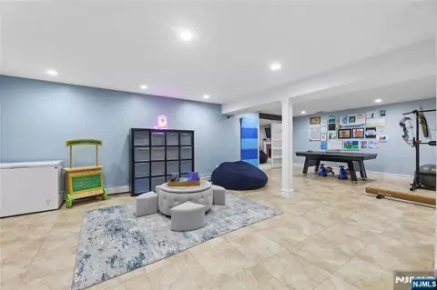 Other - 50 Hemlock Dr, Paramus, NJ 07652 photo 5 of 8
